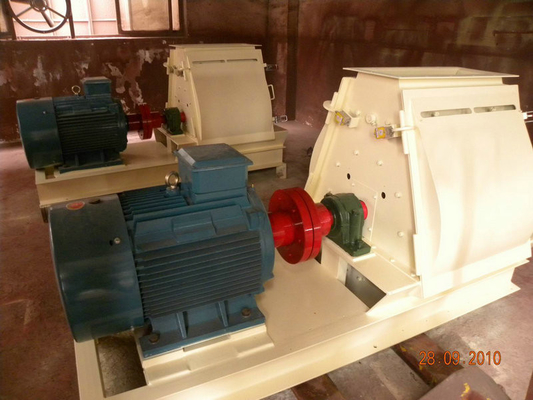 Baisse - dactylographiez le soja Hammermill d'incidences d'importation avec la puissance SWSP63 de moteur d'alimentation 1.5kw * 65